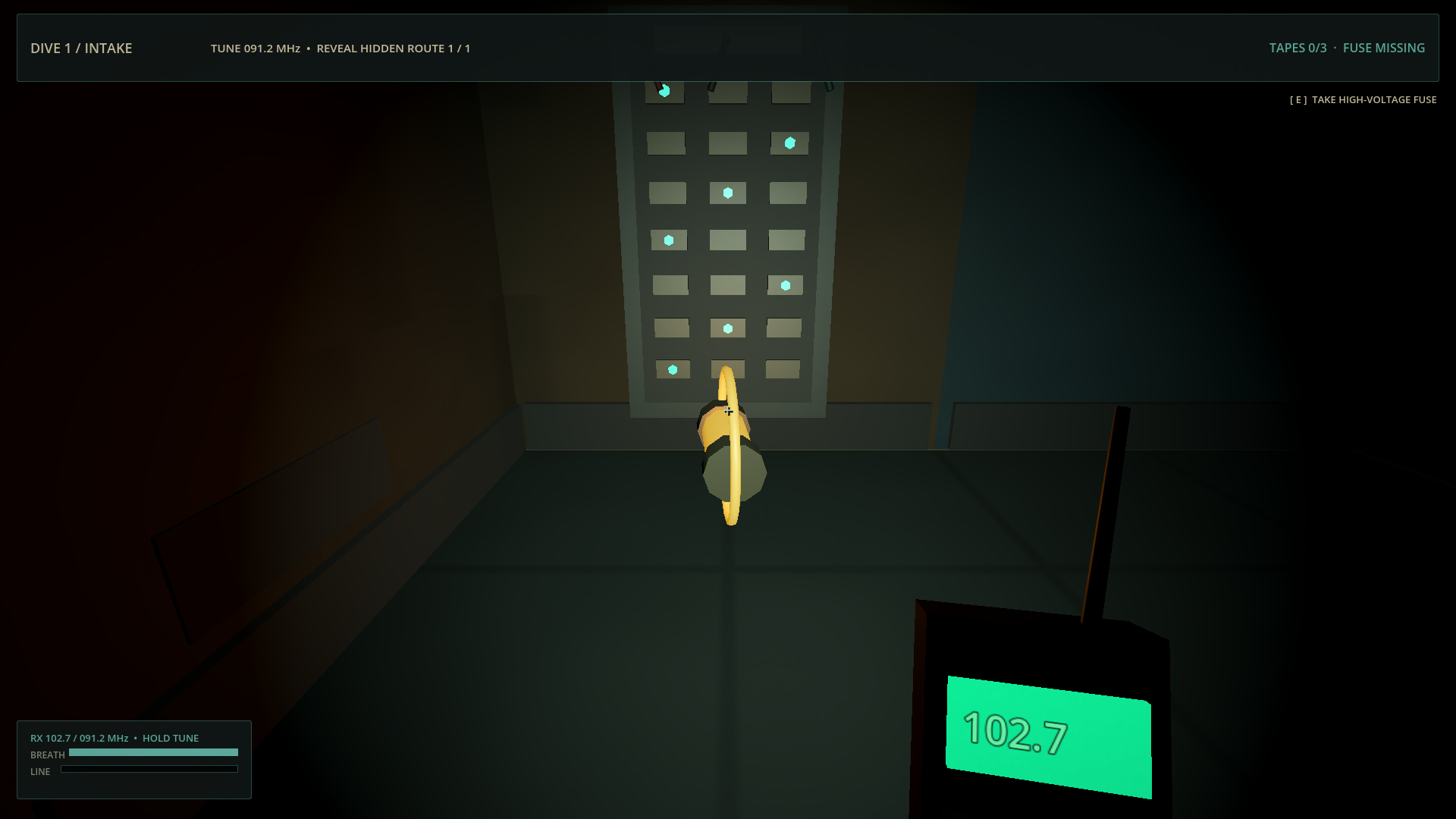 The player recovering a high-voltage trunk fuse for the service lift.
